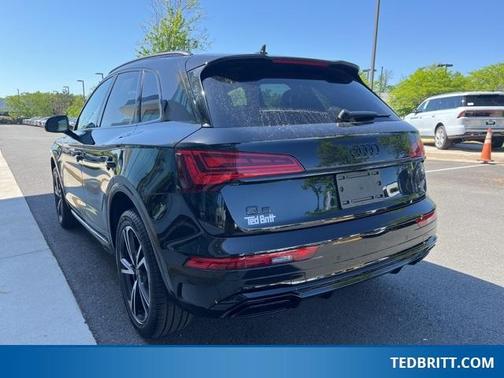 2025 Audi Q5 45 S line quattro Premium