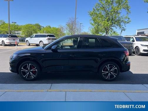 2025 Audi Q5 45 S line quattro Premium