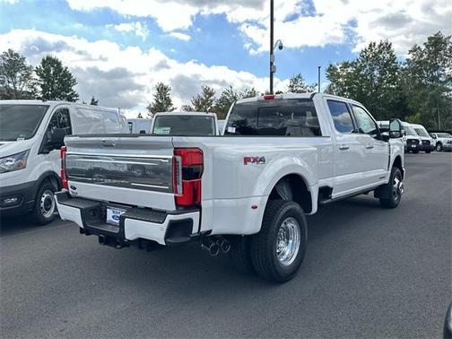 2026 Ford F-350 Platinum