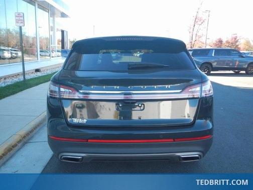 2022 Lincoln Nautilus Reserve