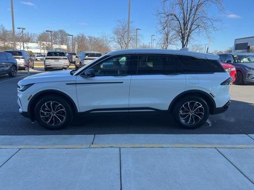 2025 Lincoln Nautilus Premiere