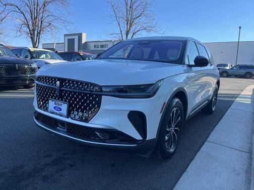 2025 Lincoln Nautilus Premiere