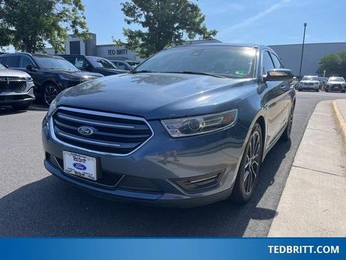 2019 Ford Taurus Limited