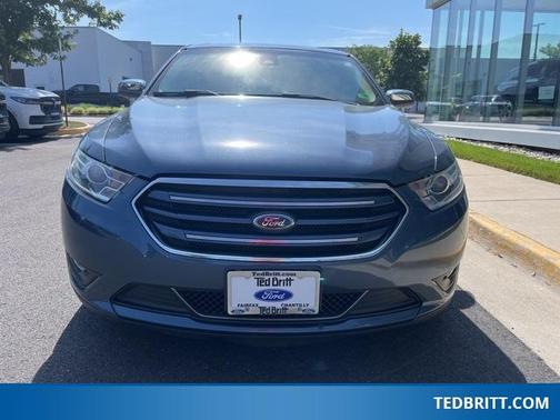2019 Ford Taurus Limited