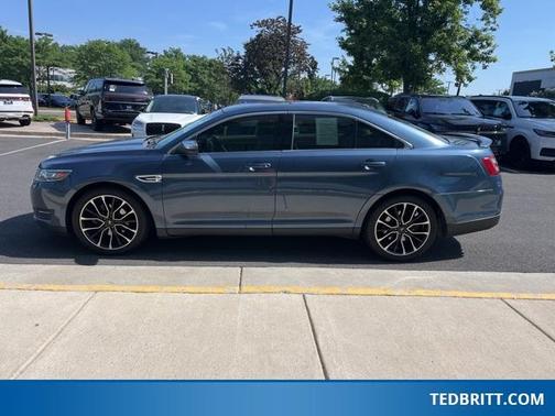 2019 Ford Taurus Limited