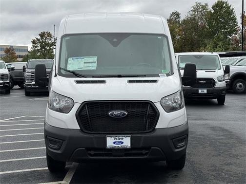 2025 Ford Transit-250 148 WB Medium Roof Cargo