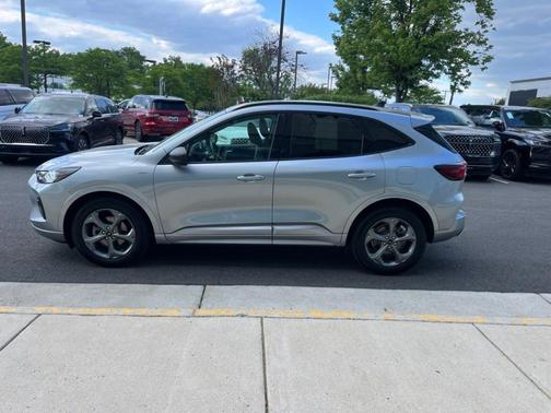 Silver Metallic 2024 Ford Escape ST-Line