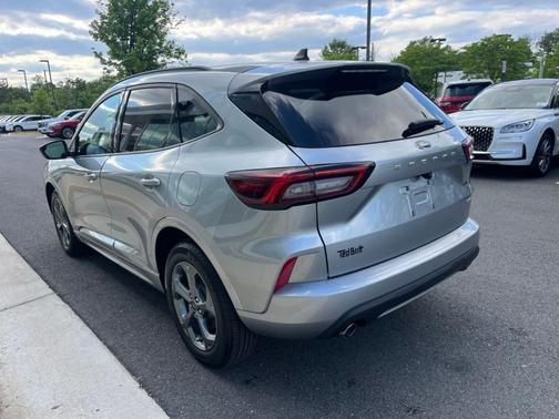 Silver Metallic 2024 Ford Escape ST-Line