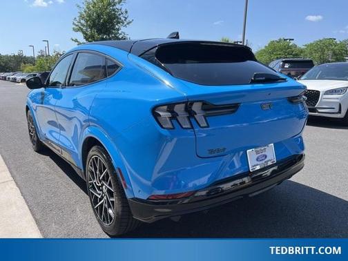 2022 Ford Mustang Mach-E GT