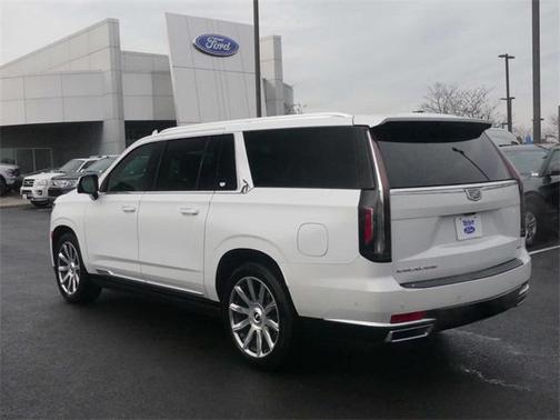Photo 4 of 32 of 2022 Cadillac Escalade ESV Premium Luxury Platinum