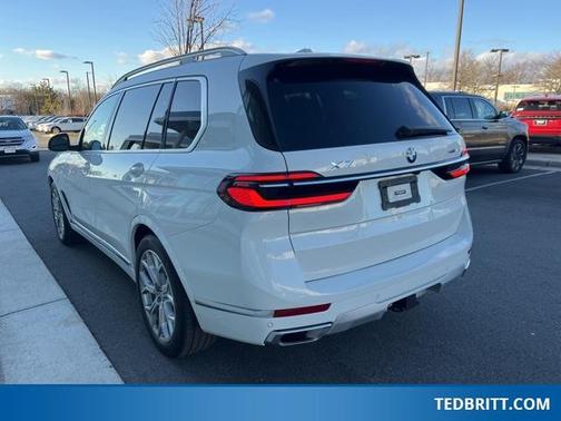 2024 BMW X7 xDrive40i
