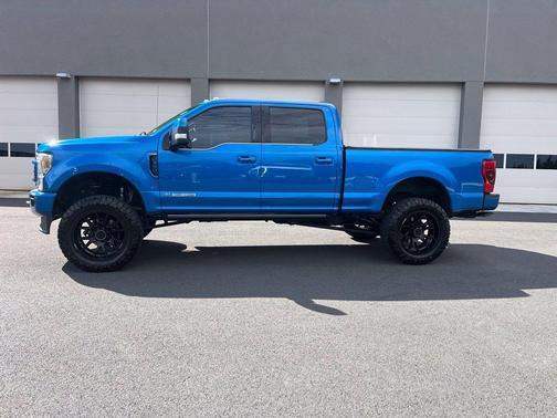 Blue Metallic 2021 Ford F-350 Platinum