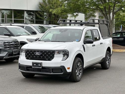 Oxford White 2026 Ford Maverick XLT
