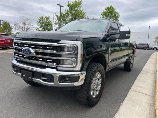 Black Metallic 2024 Ford F-250 Lariat