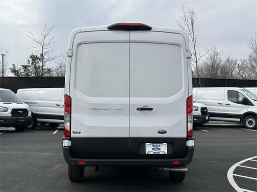 2025 Ford Transit-250 148 WB Medium Roof Cargo