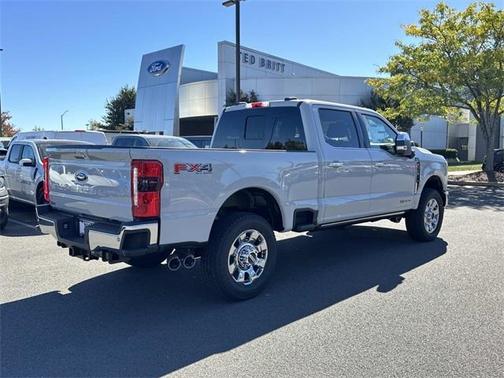 2026 Ford F-350 Lariat Super Duty