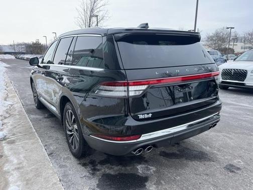 2025 Lincoln Aviator Premiere
