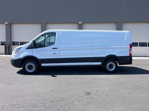 Oxford White 2019 Ford Transit-150 Base