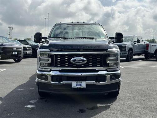 2025 Ford F-350 Lariat Super Duty
