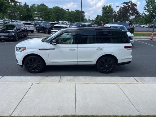 2022 Lincoln Navigator Black Label