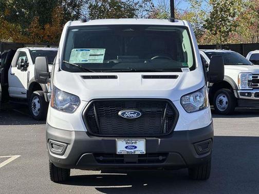 Oxford White 2026 Ford Transit-250 Base