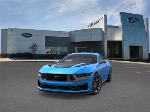 2025 Ford Mustang Dark Horse