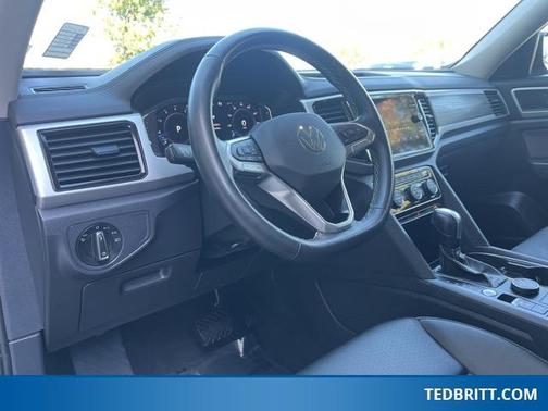 2023 Volkswagen Atlas 3.6L SE w/Technology