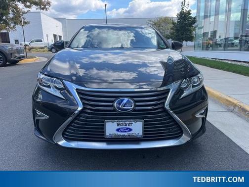 2016 Lexus ES 300h Base