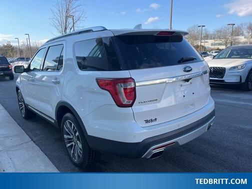 2017 Ford Explorer Platinum