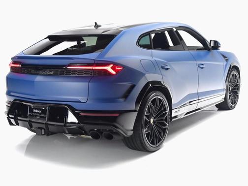 2025 Lamborghini Urus SE