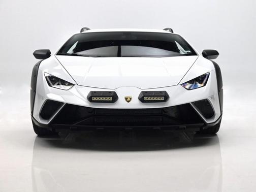 2024 Lamborghini Huracan Sterrato Base