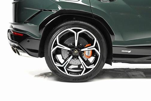 2023 Lamborghini Urus S