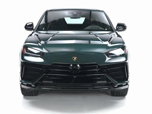 2024 Lamborghini Urus S