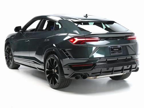 2024 Lamborghini Urus S