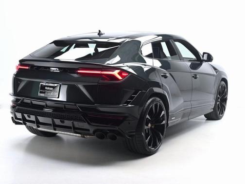 2024 Lamborghini Urus S