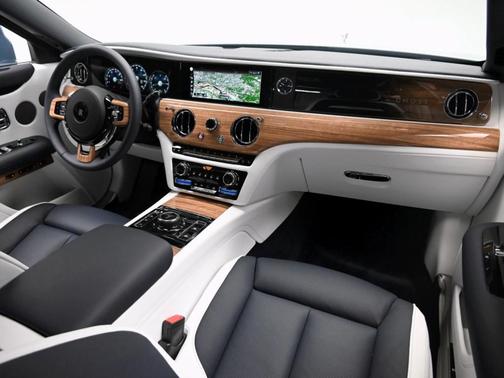 2024 Rolls-Royce Ghost