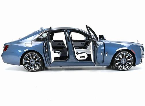 2024 Rolls-Royce Ghost
