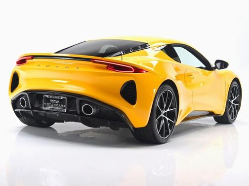 2025 Lotus Emira V6