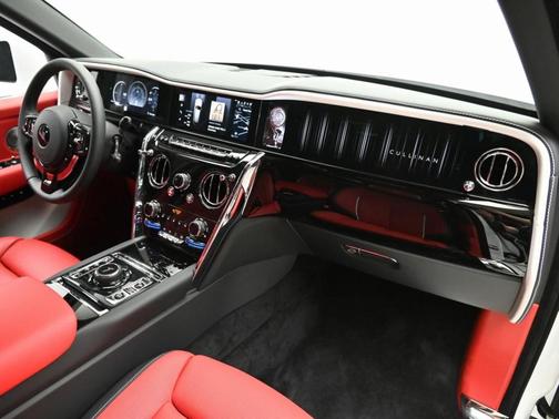 2025 Rolls-Royce Cullinan