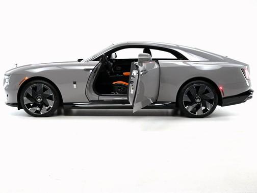 2024 Rolls-Royce Spectre