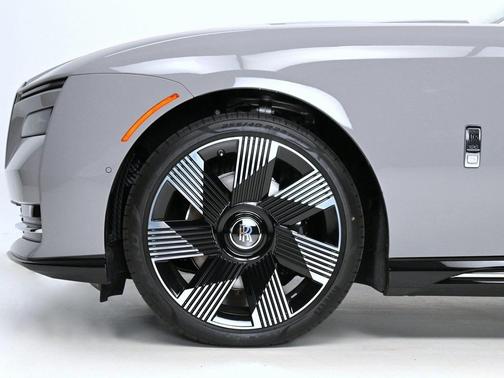 2024 Rolls-Royce Spectre