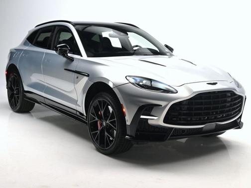 2026 Aston Martin DBX 707