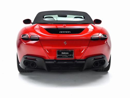 2024 Ferrari Roma Spider Base