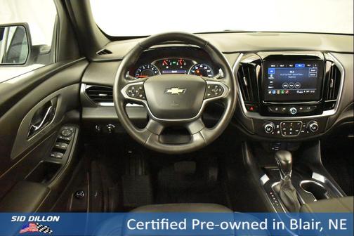 Summit White 2022 Chevrolet Traverse LT Leather