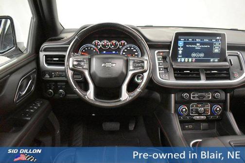 Iridescent Pearl Tricoat 2021 Chevrolet Suburban RST