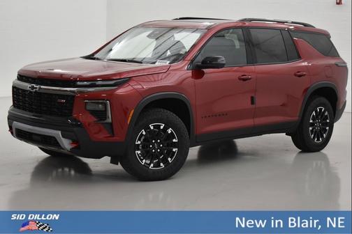 Radiant Red Tintcoat 2026 Chevrolet Traverse AWD Z71