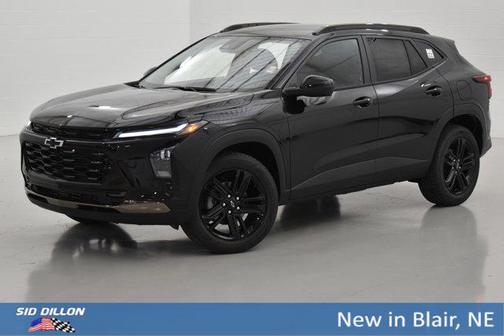 Mosaic Black Metallic 2026 Chevrolet Trax FWD ACTIV