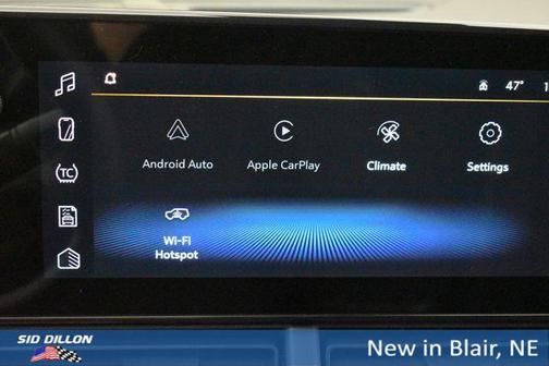 Mosaic Black Metallic 2026 Chevrolet Trax LT