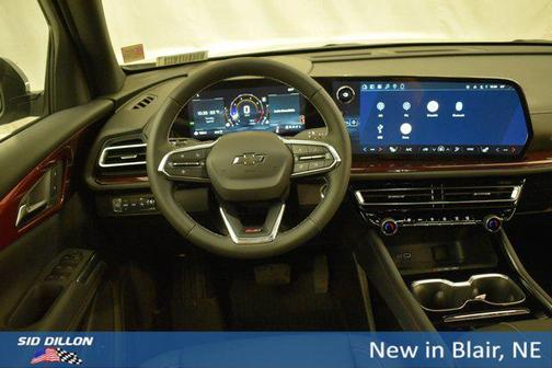 Sandstone Gray 2026 Chevrolet Traverse AWD Z71