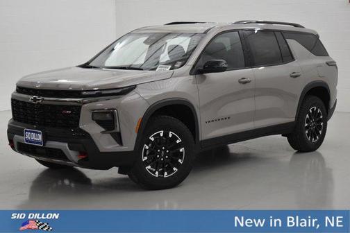 Sandstone Gray 2026 Chevrolet Traverse AWD Z71
